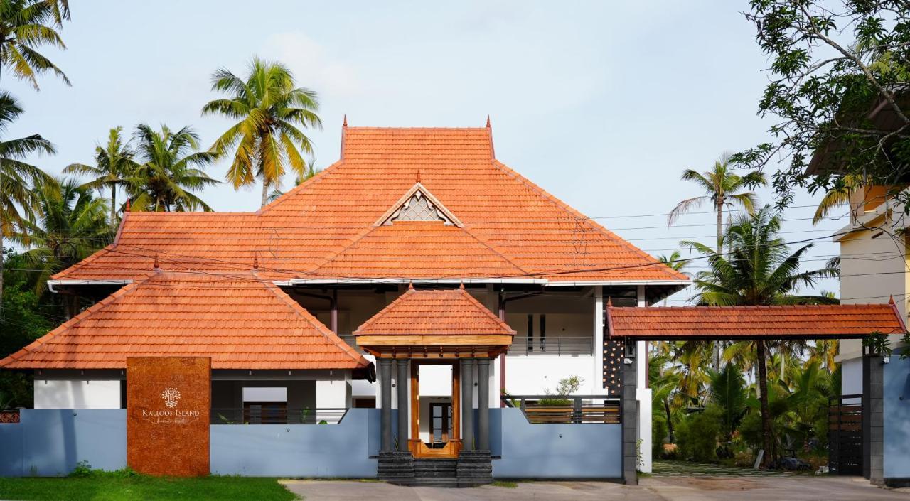 Kalloos Island Backwater Resort Kollam Exterior photo