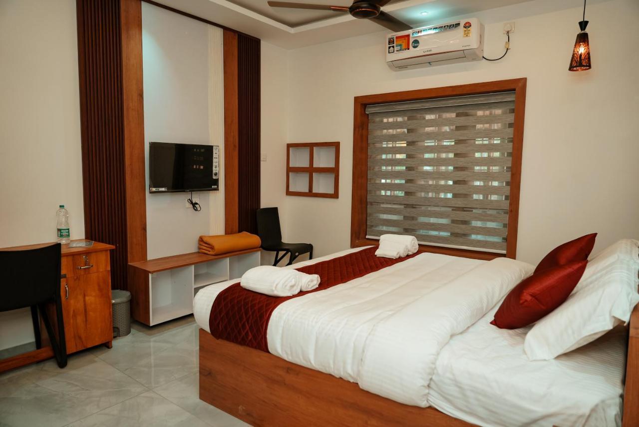 Kalloos Island Backwater Resort Kollam Exterior photo