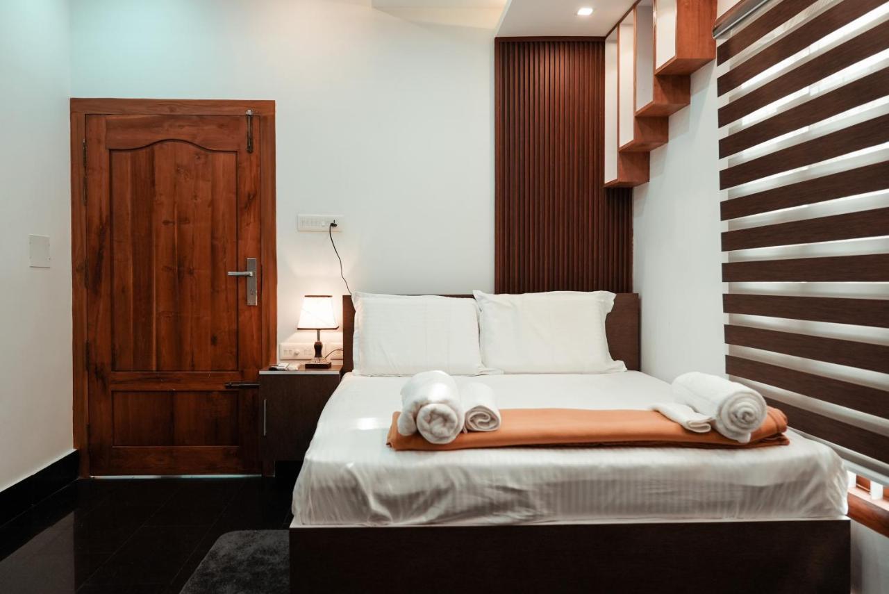 Kalloos Island Backwater Resort Kollam Exterior photo